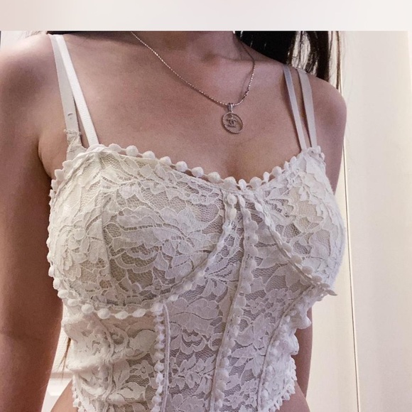 🛍️3/$20🛍️ White Lace Cami Bustier Top - Picture 2 of 2